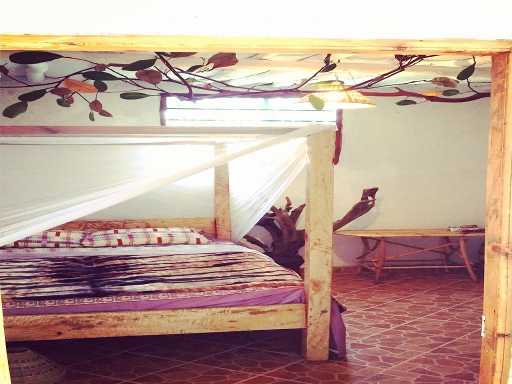 Diani Hostel Диани Бийч Екстериор снимка