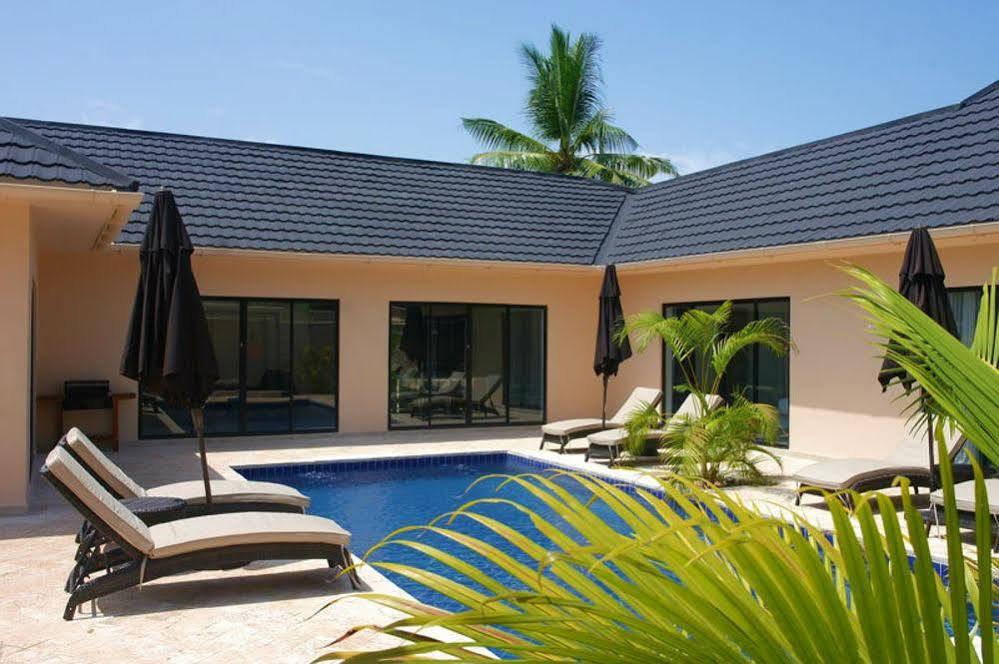Diani Hostel Диани Бийч Екстериор снимка