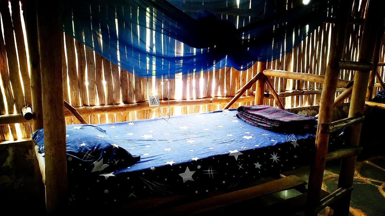 Diani Hostel Диани Бийч Екстериор снимка